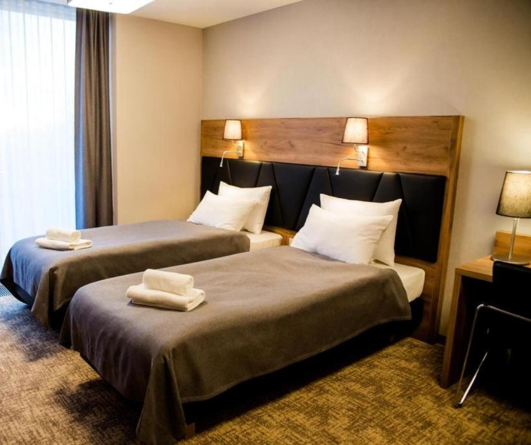 Apart Hotel 12 Rzeszow Luaran gambar