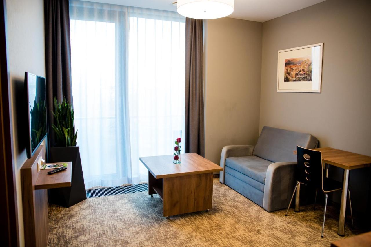 Apart Hotel 12 Rzeszow Luaran gambar