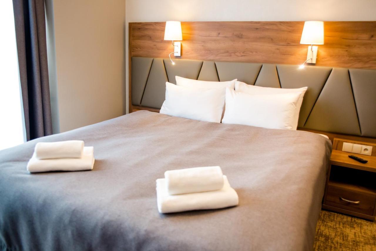 Apart Hotel 12 Rzeszow Luaran gambar