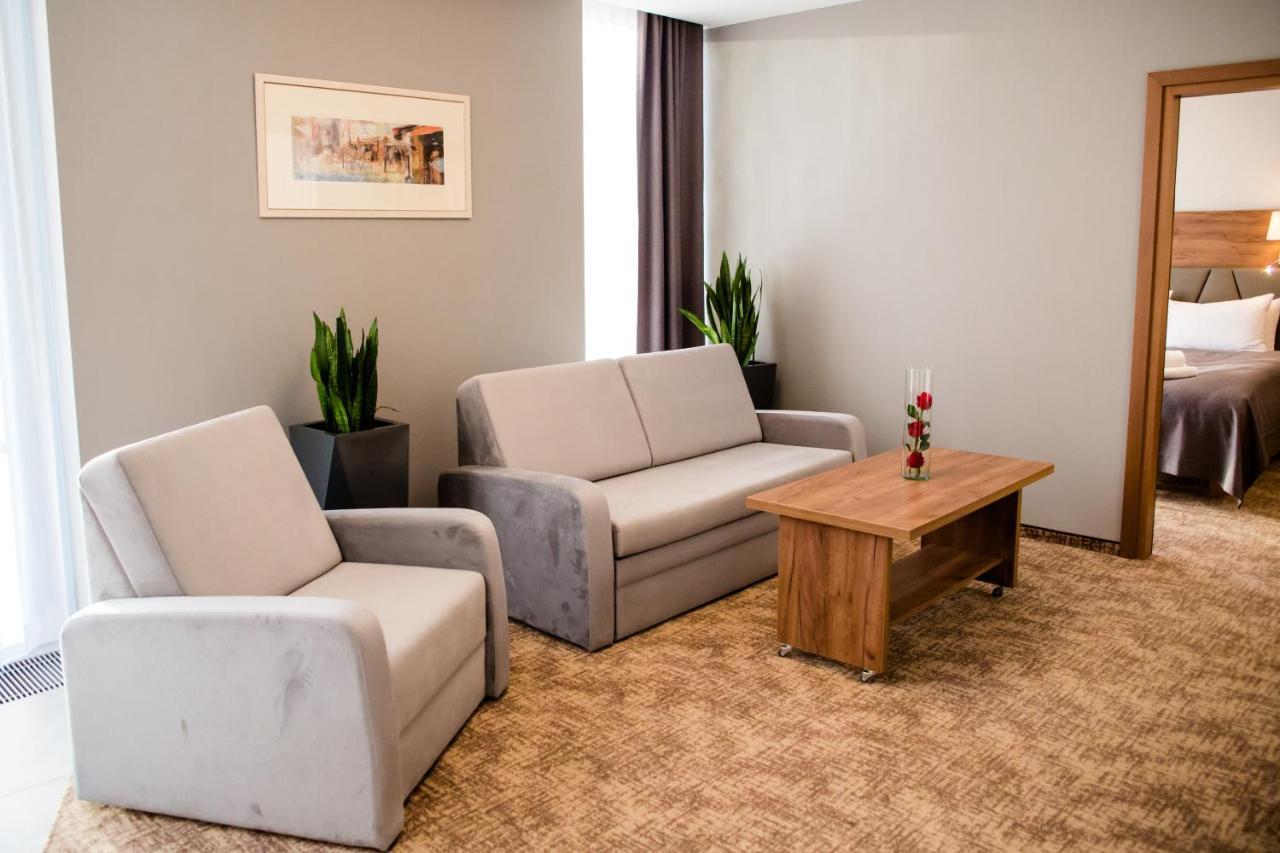Apart Hotel 12 Rzeszow Luaran gambar