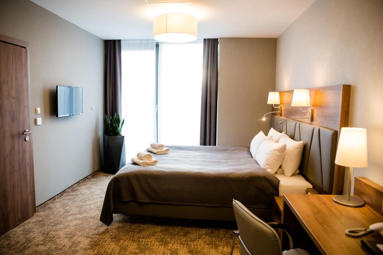 Apart Hotel 12 Rzeszow Luaran gambar