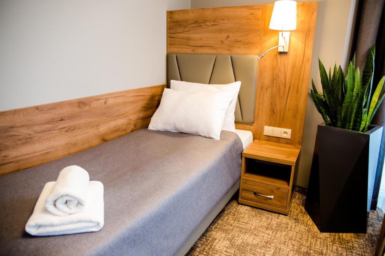 Apart Hotel 12 Rzeszow Luaran gambar
