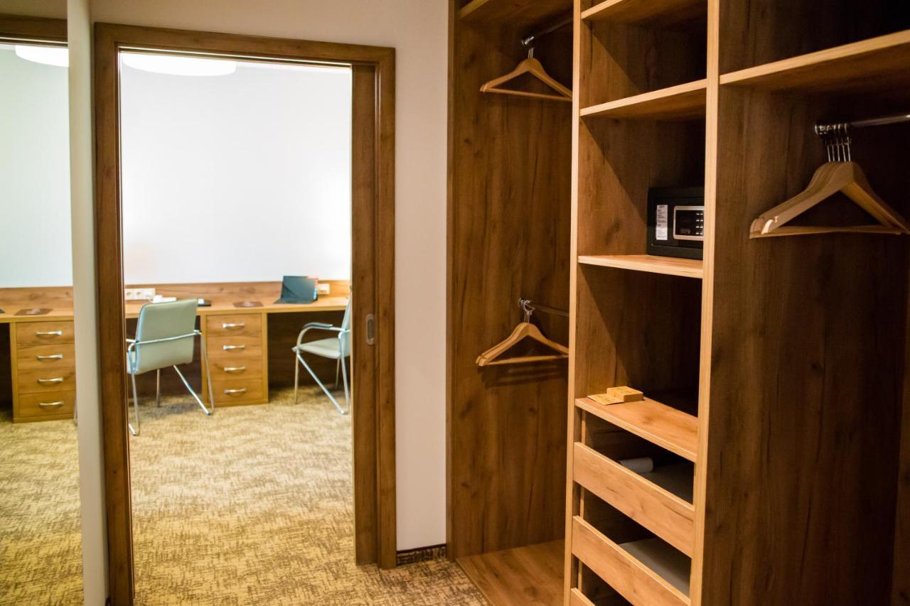 Apart Hotel 12 Rzeszow Luaran gambar